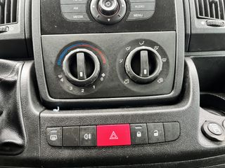 Voertuigafbeelding 37