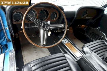 Voertuigafbeelding 8