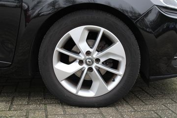 Voertuigafbeelding 6