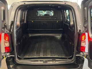 Voertuigafbeelding 11