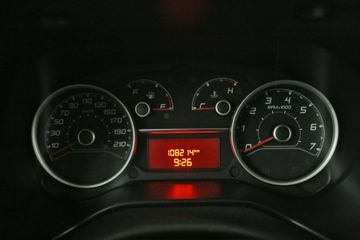 Voertuigafbeelding 12