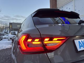 Voertuigafbeelding 16