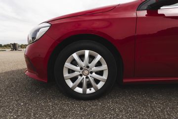 Voertuigafbeelding 12