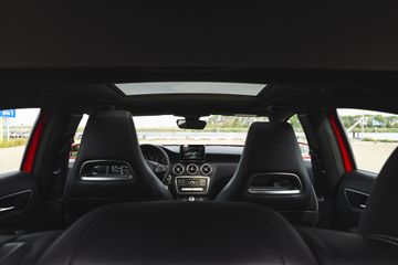 Voertuigafbeelding 48