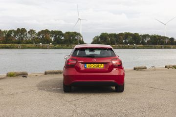 Voertuigafbeelding 5