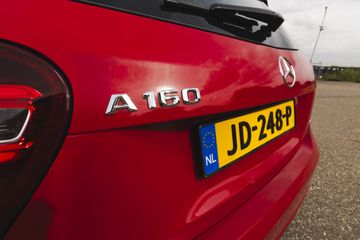 Voertuigafbeelding 8