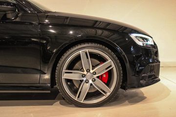 Voertuigafbeelding 17