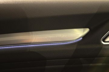 Voertuigafbeelding 38