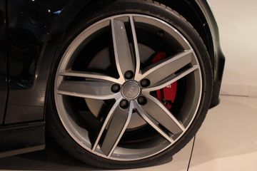 Voertuigafbeelding 6