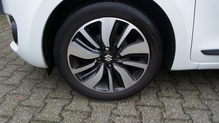 Voertuigafbeelding 6