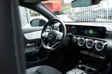 Voertuigafbeelding 11