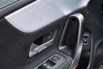 Voertuigafbeelding 48