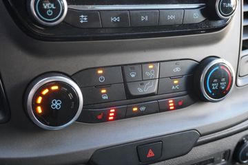 Voertuigafbeelding 10