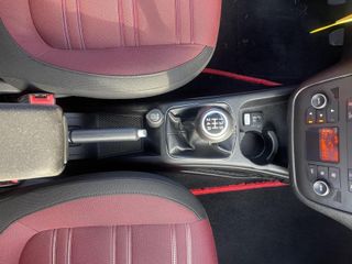 Voertuigafbeelding 18