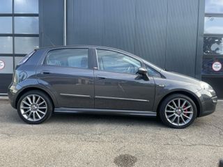 Voertuigafbeelding 5