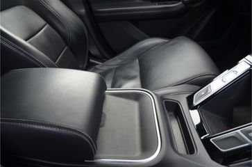 Voertuigafbeelding 4