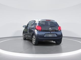 Voertuigafbeelding 6