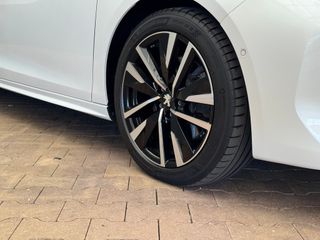 Voertuigafbeelding 5