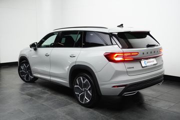 Voertuigafbeelding 4