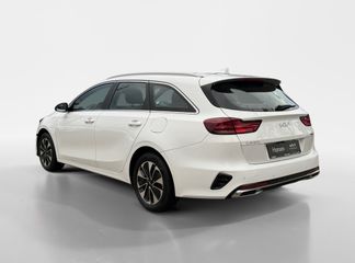 Voertuigafbeelding 4