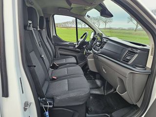 Voertuigafbeelding 6