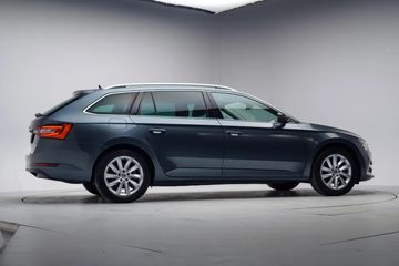 Voertuigafbeelding 38