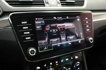 Voertuigafbeelding 8