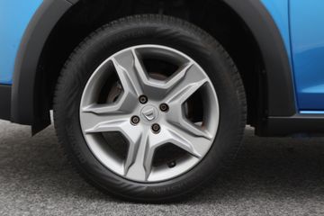 Voertuigafbeelding 23