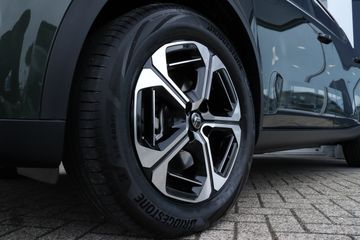 Voertuigafbeelding 11