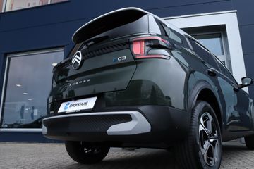 Voertuigafbeelding 8