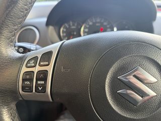 Voertuigafbeelding 12