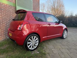 Voertuigafbeelding 7