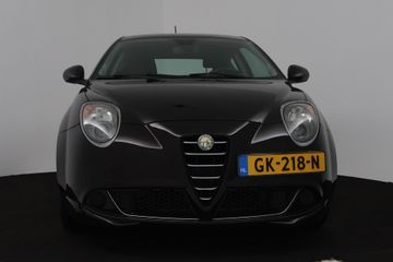 Voertuigafbeelding 16