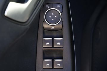 Voertuigafbeelding 12