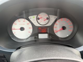 Voertuigafbeelding 16