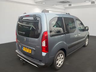 Voertuigafbeelding 4