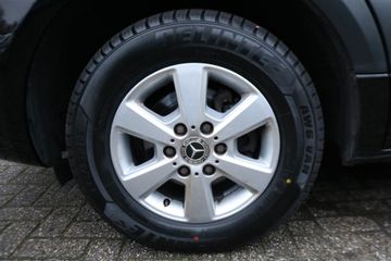 Voertuigafbeelding 33