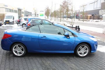 Voertuigafbeelding 3