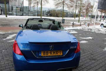 Voertuigafbeelding 5