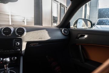 Voertuigafbeelding 17