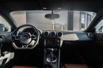 Voertuigafbeelding 2