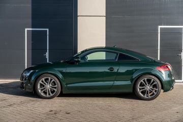 Voertuigafbeelding 6