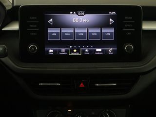 Voertuigafbeelding 12