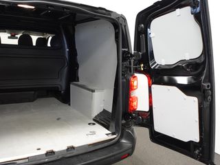 Voertuigafbeelding 14