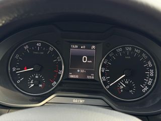 Voertuigafbeelding 32