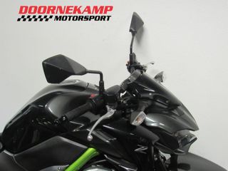 Voertuigafbeelding 8