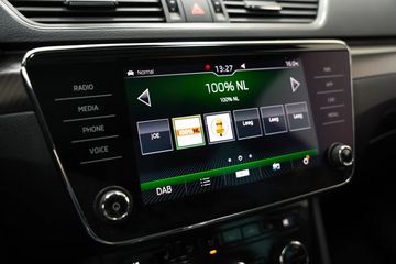 Voertuigafbeelding 27