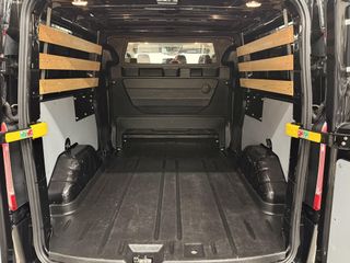 Voertuigafbeelding 8