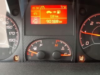 Voertuigafbeelding 13