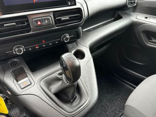 Voertuigafbeelding 17